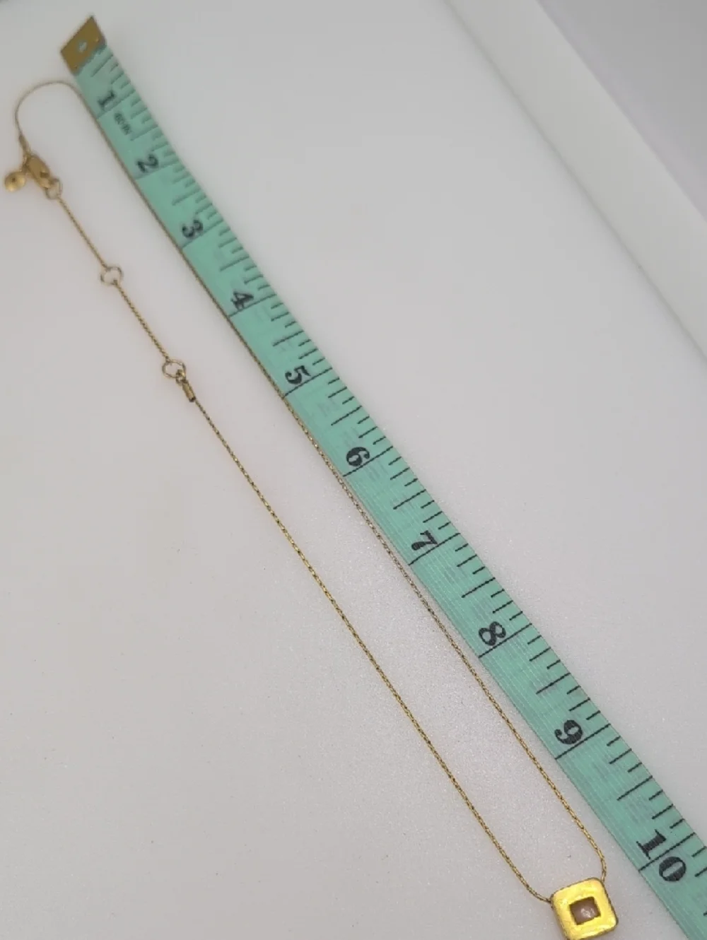 Madewell Gold Chain Necklace with White Square Mother-of-Pearl Pendant Bb21